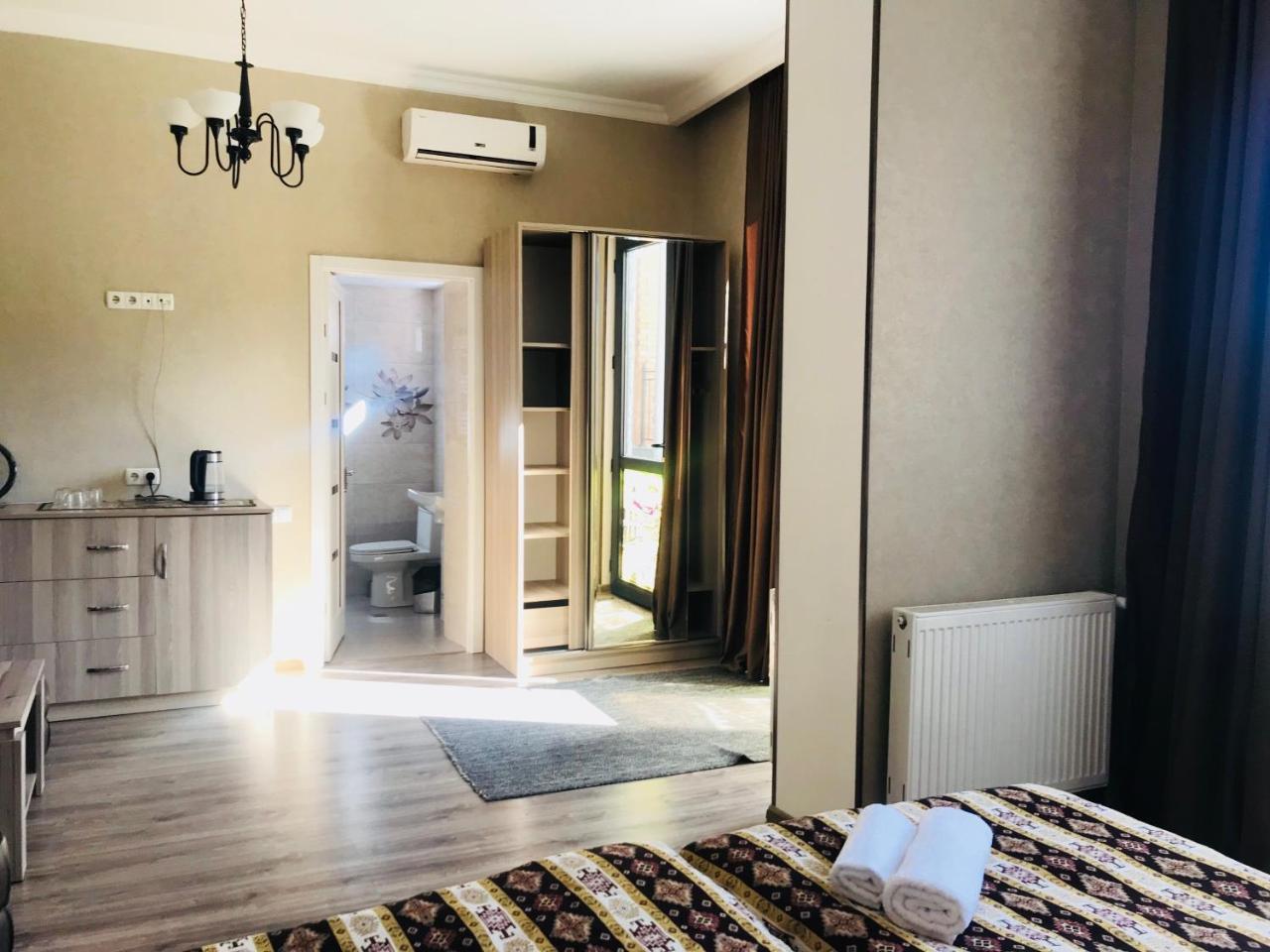 The Oldest Tbilisi Hotel Екстериор снимка